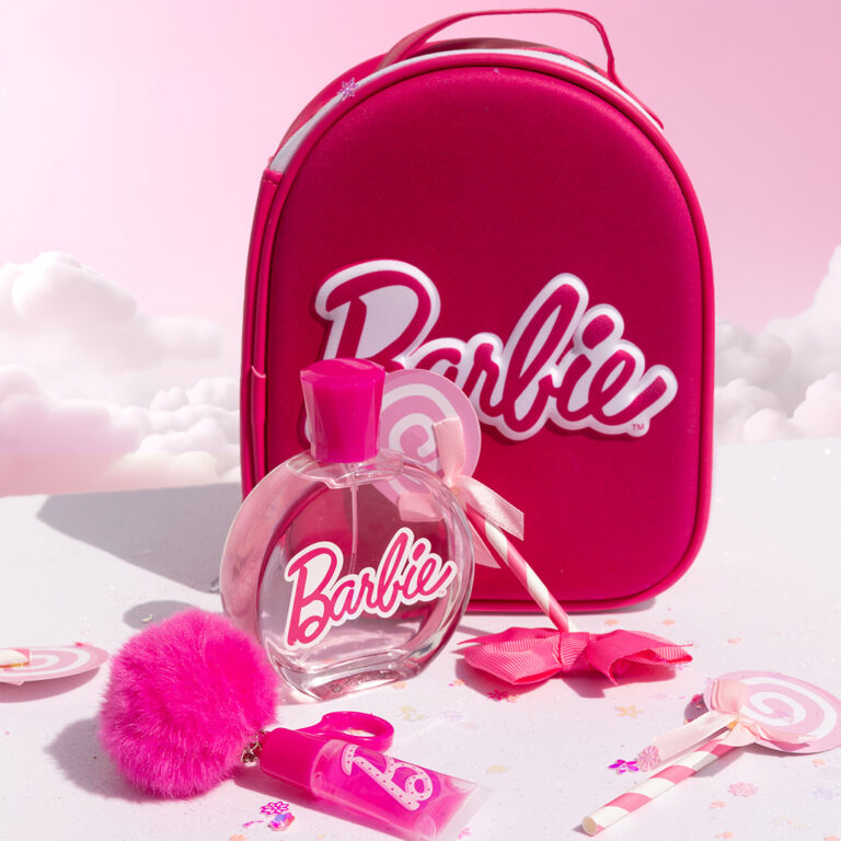 Neceser 3D con EDT 100 ml y Llavero Pompón con Brillo de Labios
