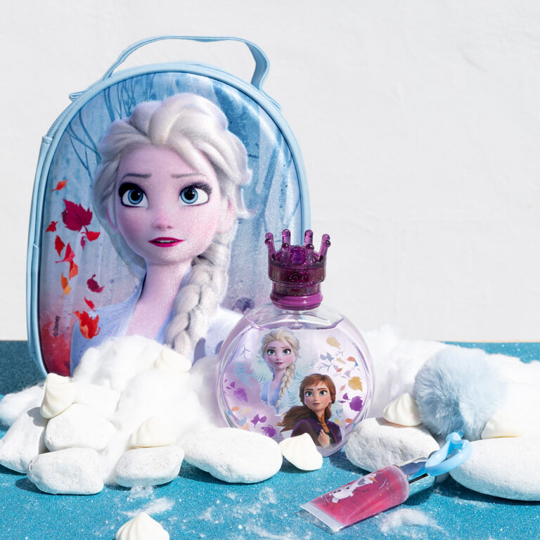 Neceser 3D con EDT 100 ml y Llavero Pompón con Brillo de Labios